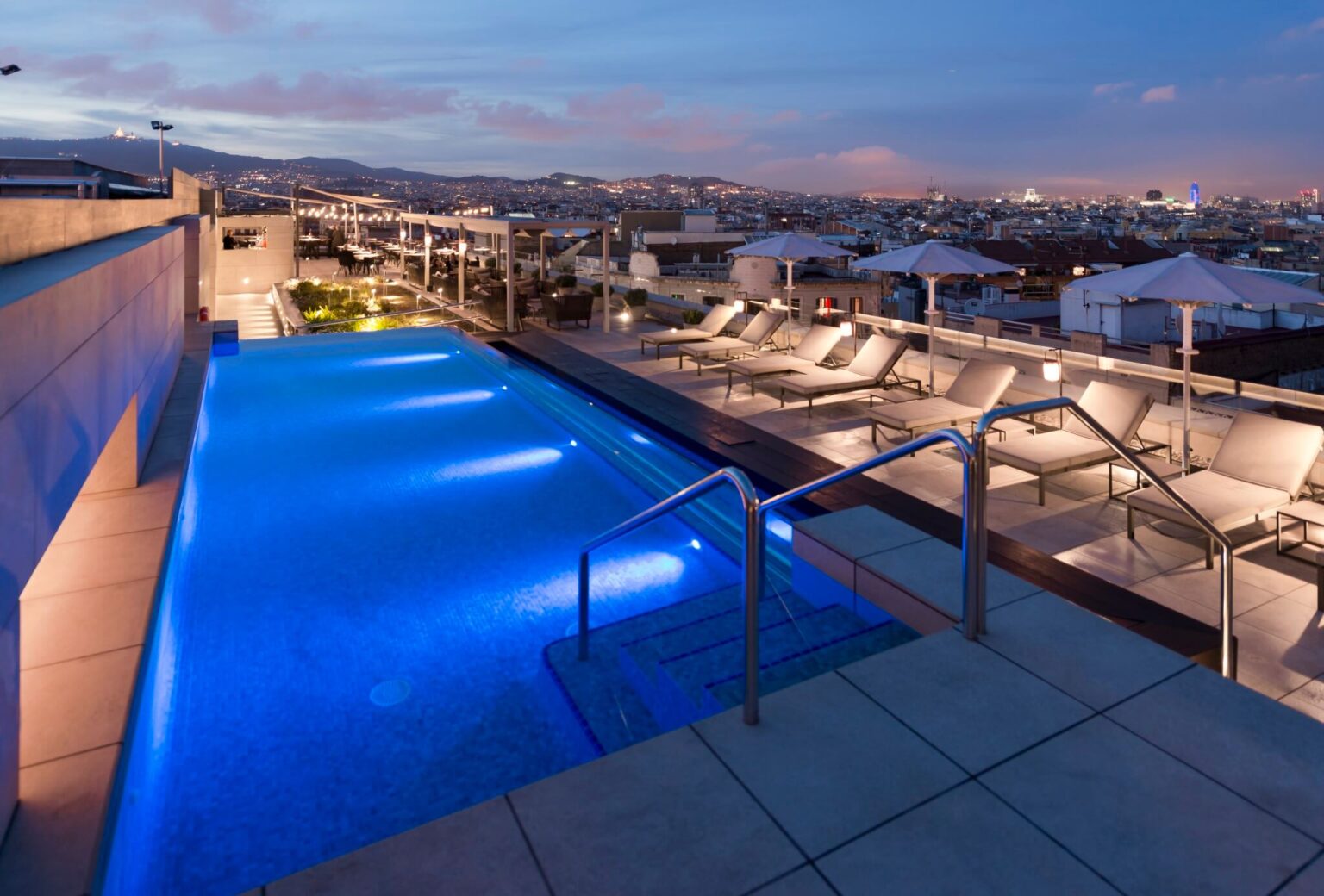 173-ROOFTOP-TERRACE